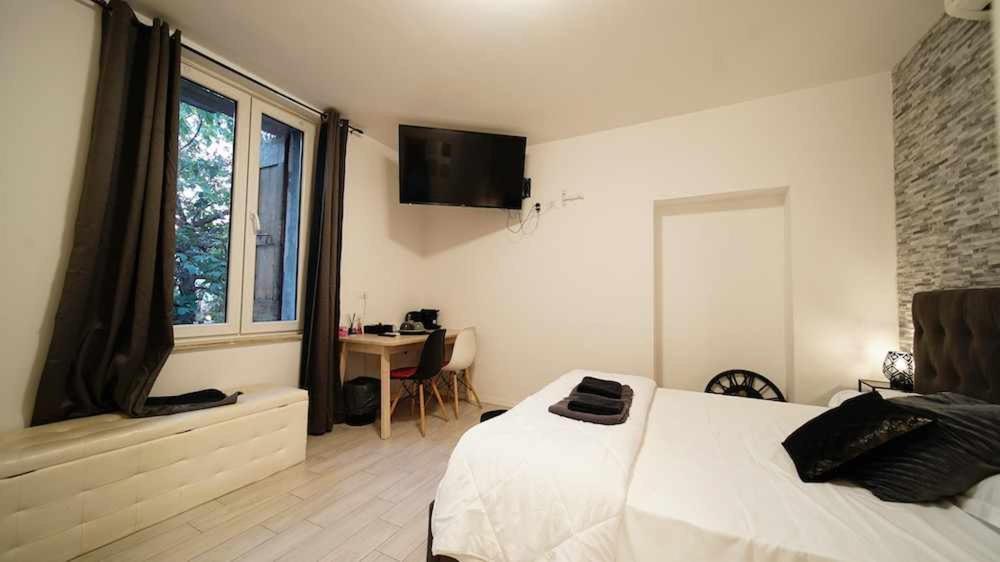 Langolo Di Laura Borgo Roma Destiny Home 3 ヴェローナ 部屋 写真