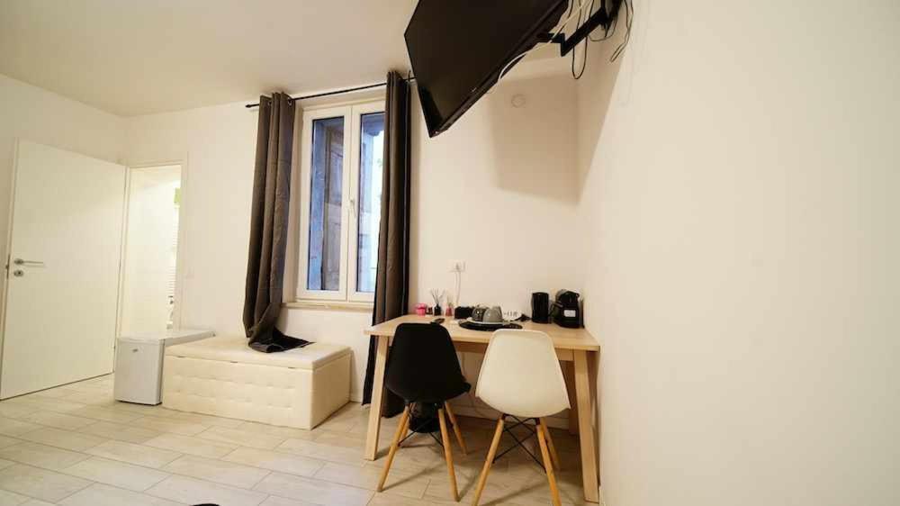 Langolo Di Laura Borgo Roma Destiny Home 3 ヴェローナ 部屋 写真
